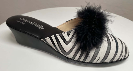 300 Camoscio Zebrato Nero con piuma suola Bufalo Ciabatte da camera Donna Original Milly Made in Italy
