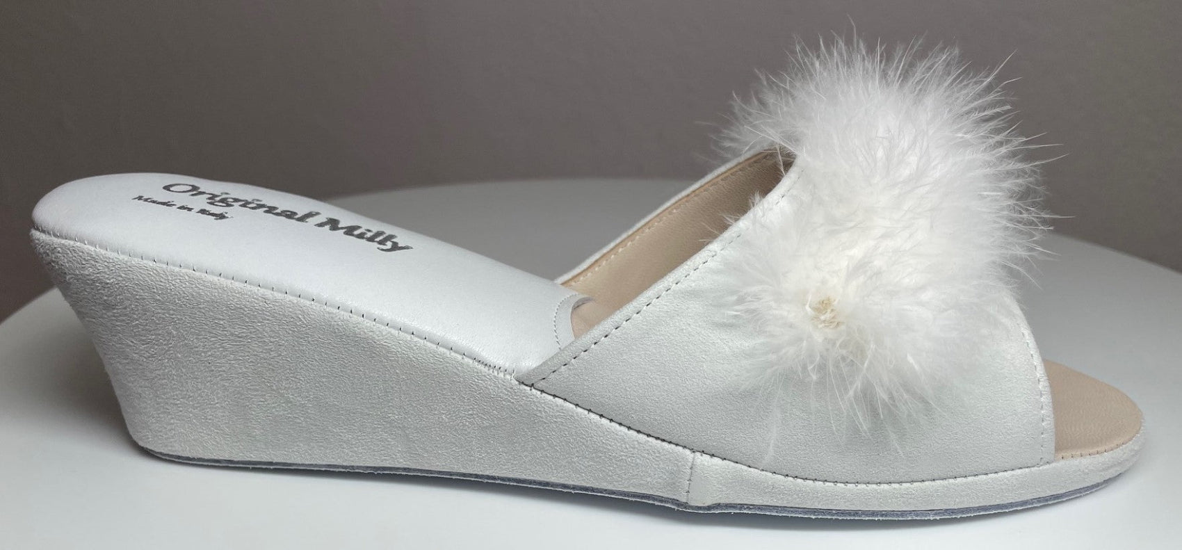 0029 Camoscio Bianco con Piuma Suola Bufalo Ciabatte da camera Donna Original Milly Made in Italy