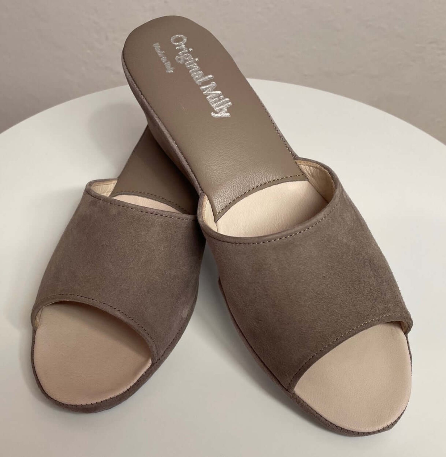 0103 Camoscio Taupe Suola Bufalo Ciabatte da camera Donna Original Milly Made in Italy