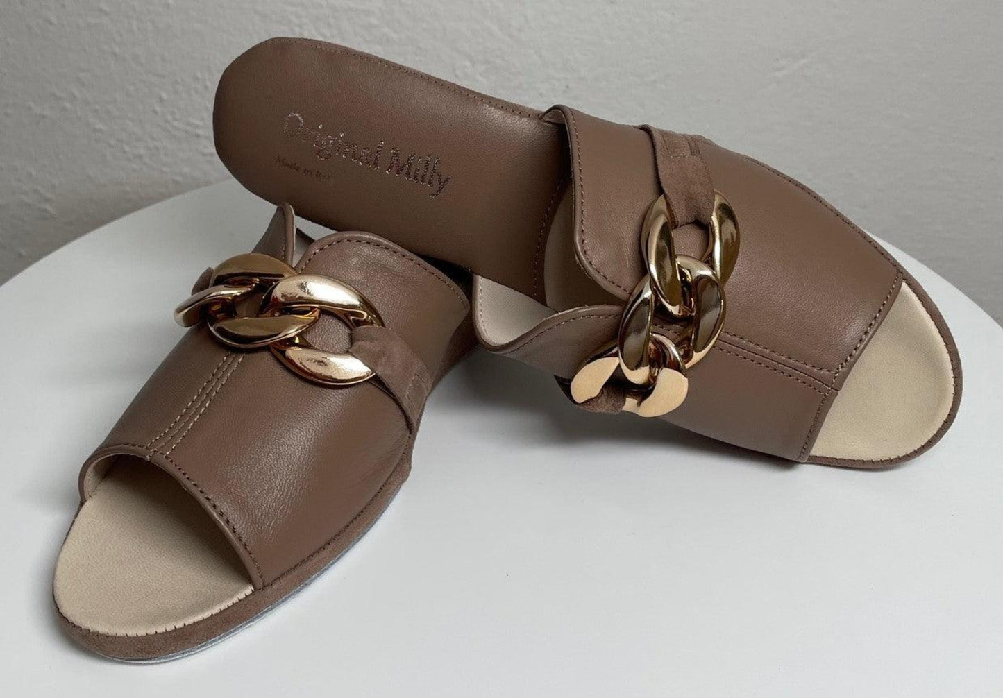 0105 Nappa e Camoscio Taupe con catena Suola Bufalo Ciabatte da camera Donna Original Milly Made in Italy