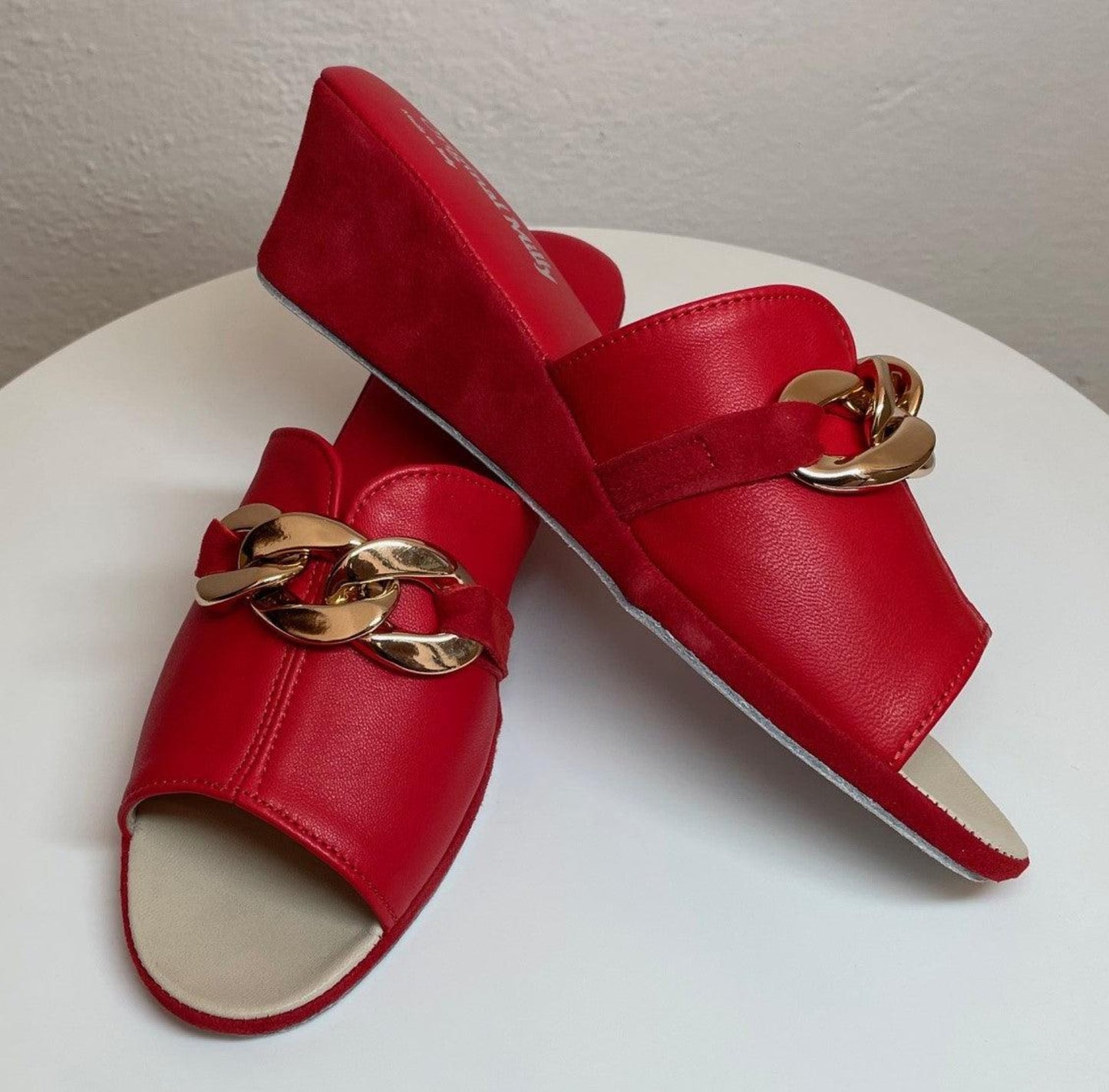0105 Nappa e Camoscio Rosso con catena Suola Bufalo Ciabatte da camera Donna Original Milly Made in Italy