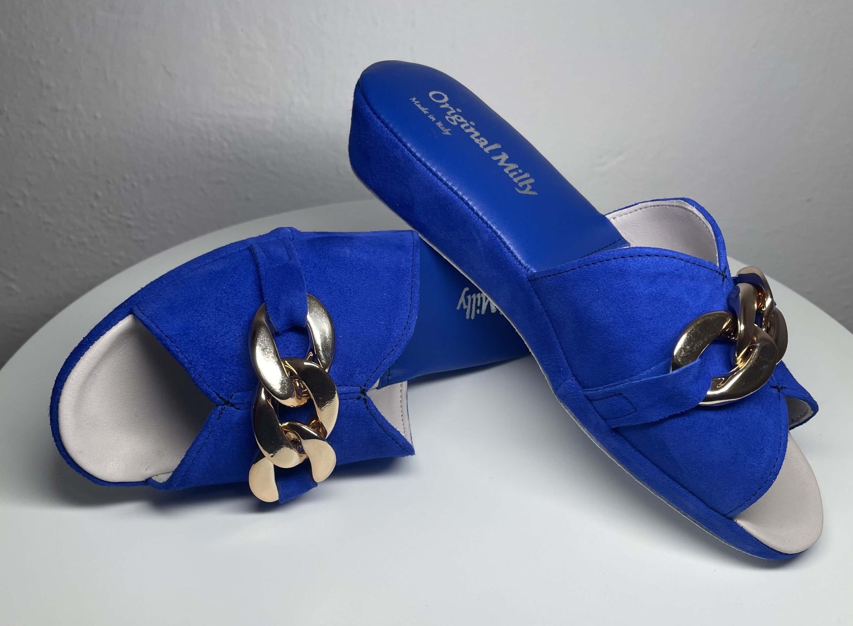 0106 Camoscio Blu con catena in Oro Suola Bufalo Ciabatte da camera Donna Original Milly Made in Italy