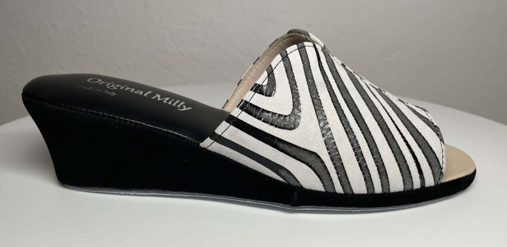 0112 Camoscio Zebrato Nero Suola Bufalo Ciabatte da camera Donna Original Milly Made in Italy