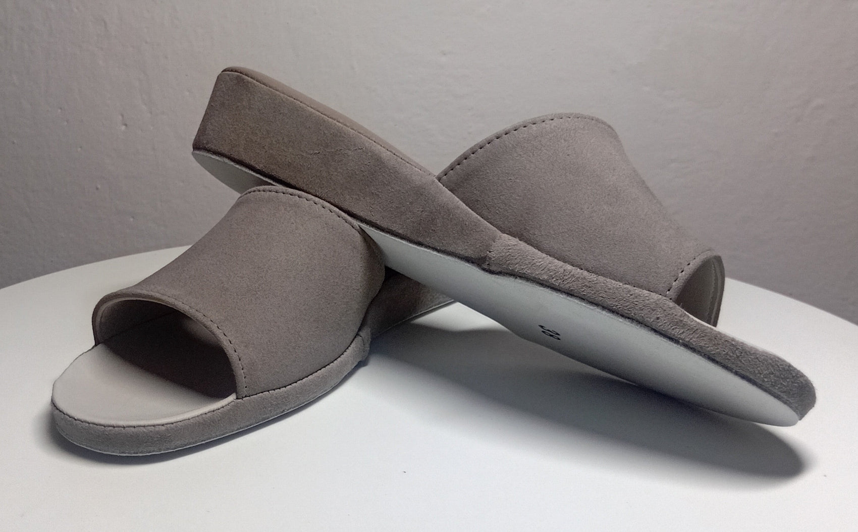 0202 Camoscio e Nappa Taupe Suola Bufalo Ciabatte da camera Donna Original Milly Made in Italy - Foto N 5