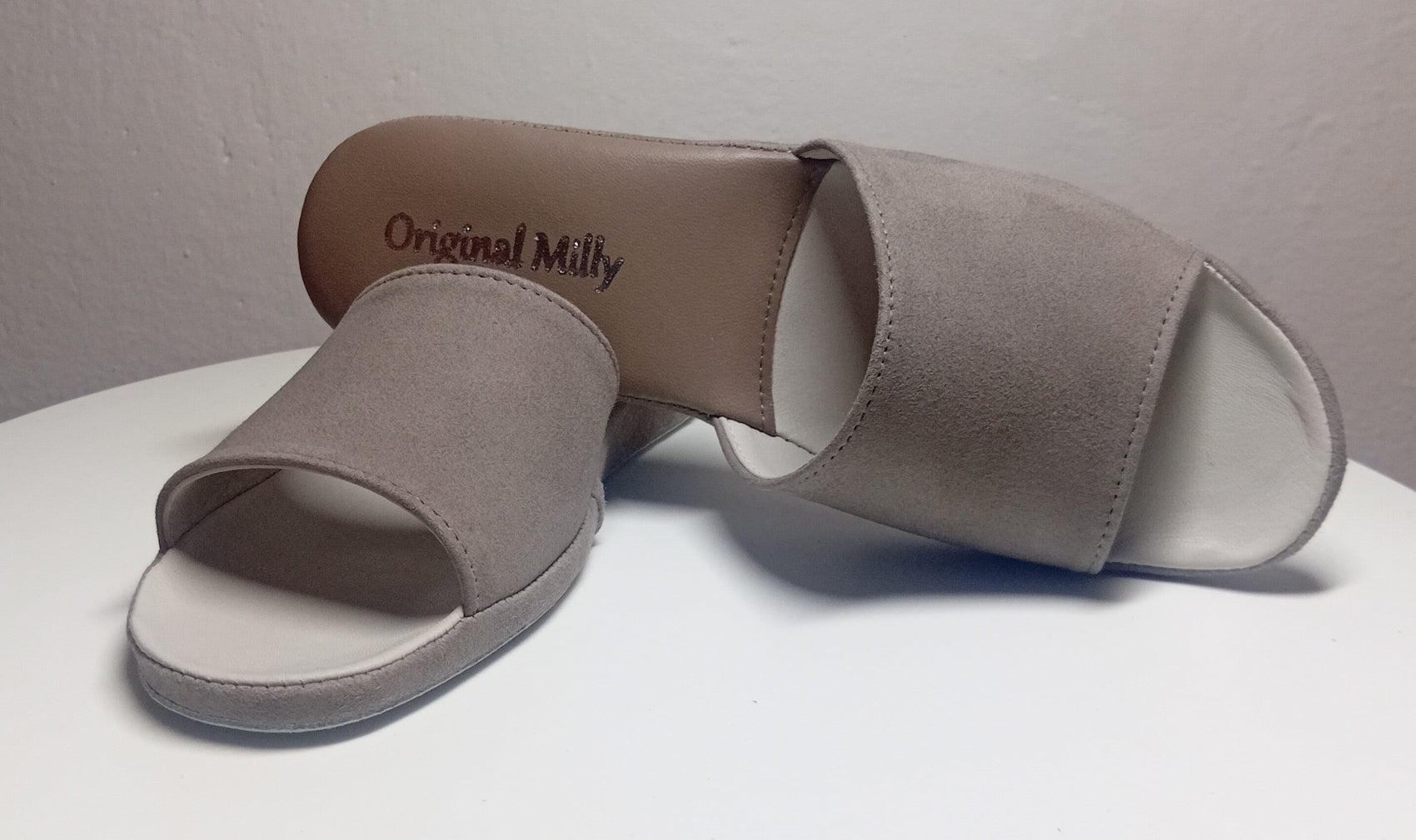 0202 Camoscio e Nappa Taupe Suola Bufalo Ciabatte da camera Donna Original Milly Made in Italy - Foto N 6