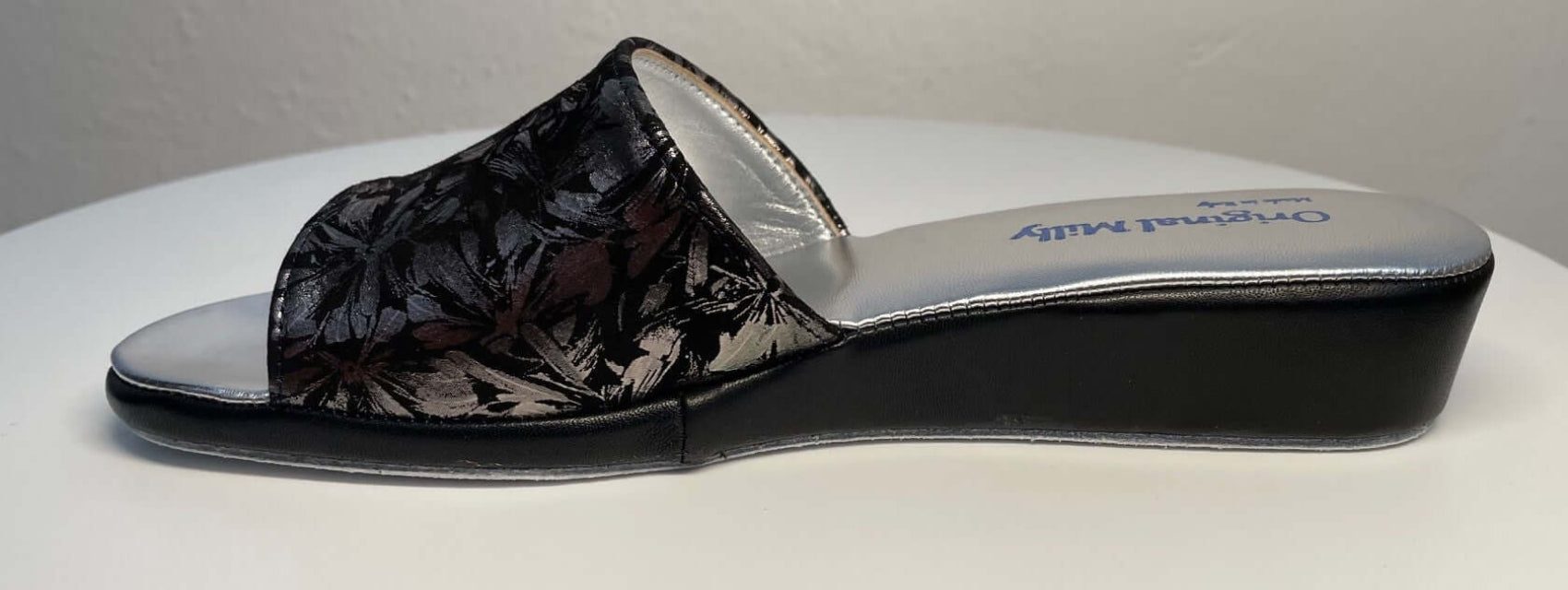 0204 Camoscio Nero a fiori Suola Bufalo Ciabatte da camera Donna Original Milly Made in Italy