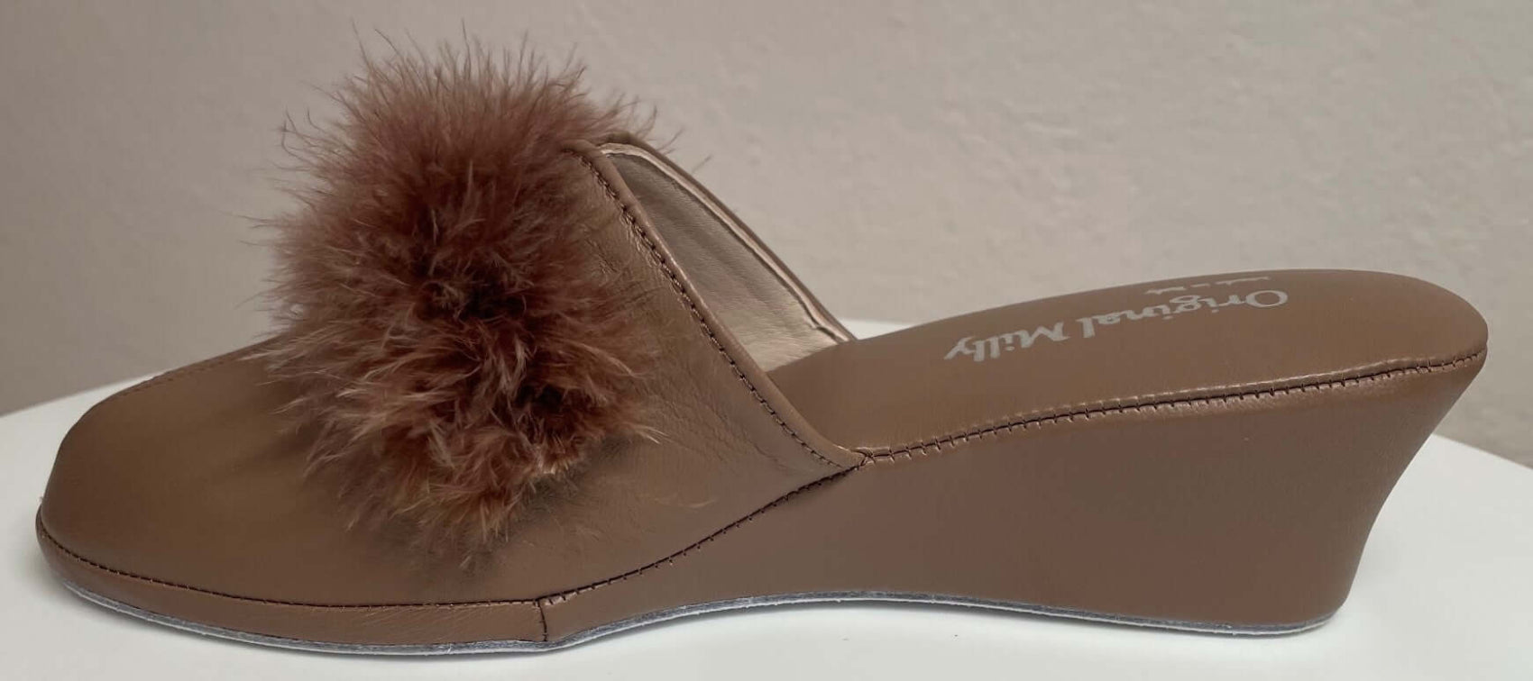 0300 Nappa e Camoscio Taupe con Piuma Suola Bufalo Ciabatte da camera Donna Original Milly Made in Italy - Foto N 3