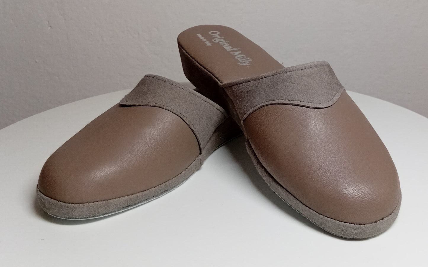 0721 Nappa e Camoscio Taupe Ciabatte da camera Donna artigianale Original Milly Made in Italy - Foto N 4