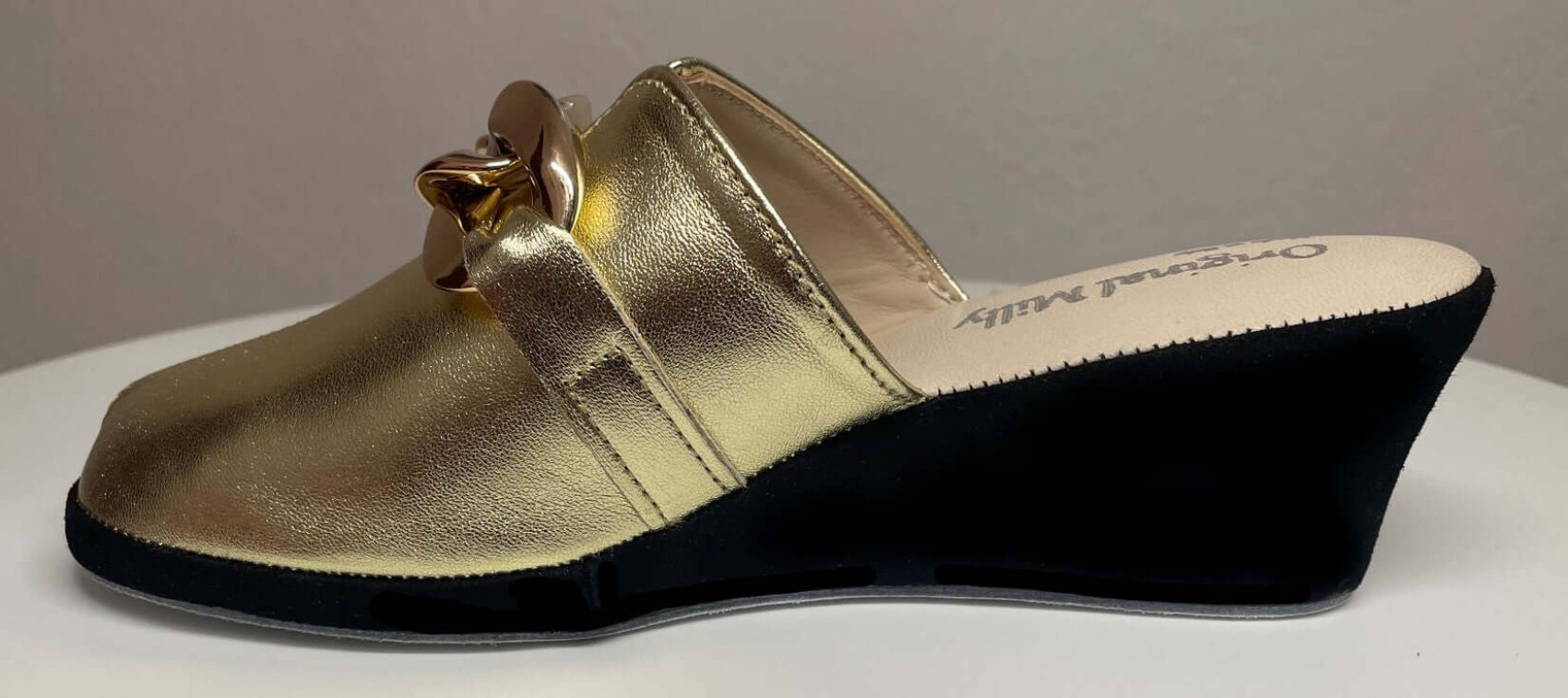 1001 Nappa e Camoscio Nero Oro con Catena in Oro Suola Bufalo Ciabatte da camera Donna Original Milly Made in Italy
