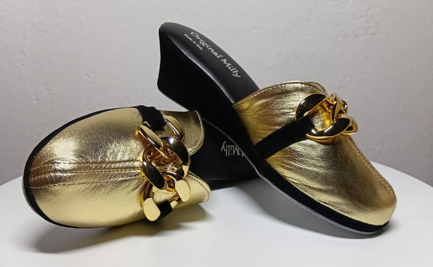 1001 Nappa e Camoscio Nero Oro con Catena in Oro Suola Bufalo Ciabatte da camera Donna Original Milly Made in Italy - Foto N 7