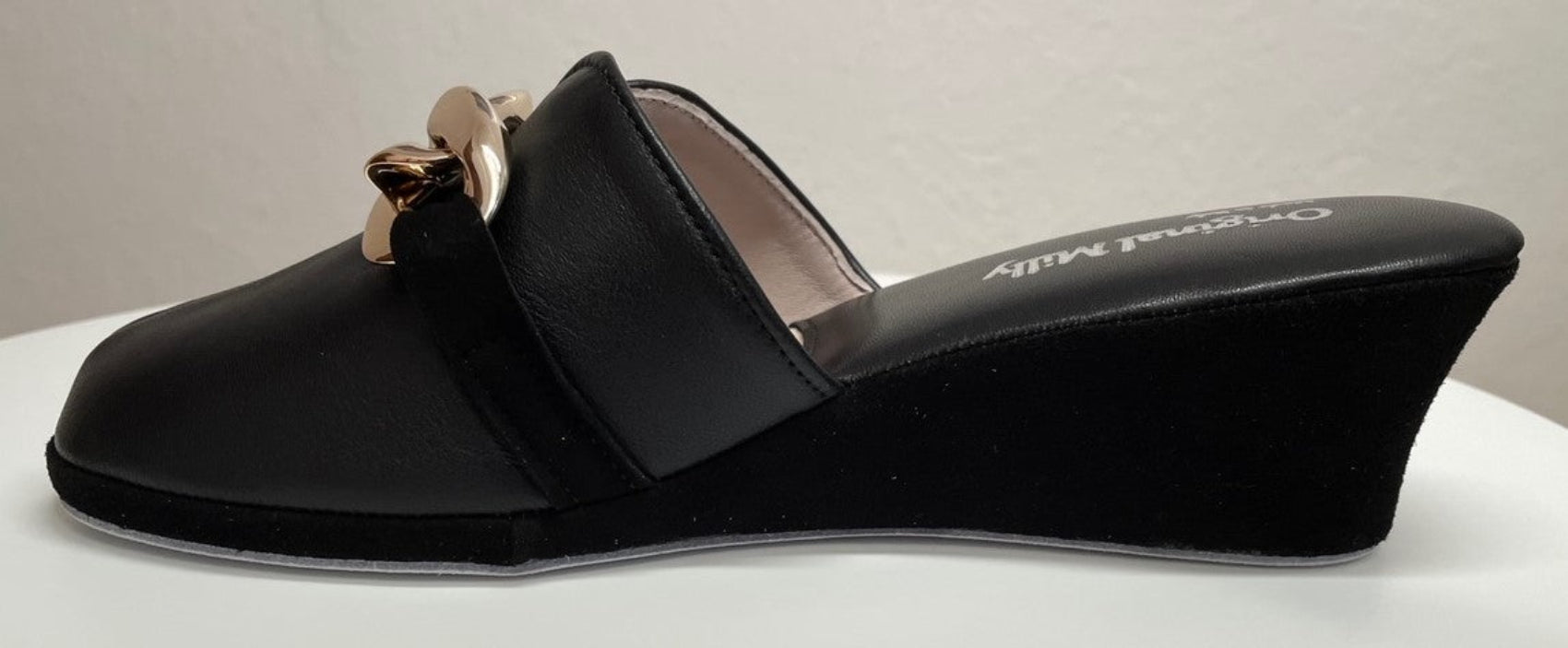 1001 Nappa e Camoscio Nero con catena in Oro suola Bufalo Ciabatte da camera Donna Original Milly Made in Italy