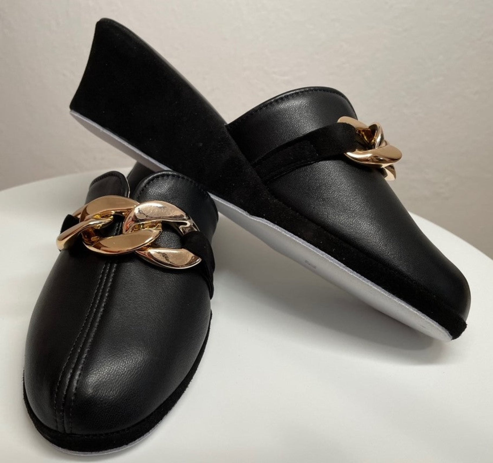 1001 Nappa e Camoscio Nero con catena in Oro suola Bufalo Ciabatte da camera Donna Original Milly Made in Italy