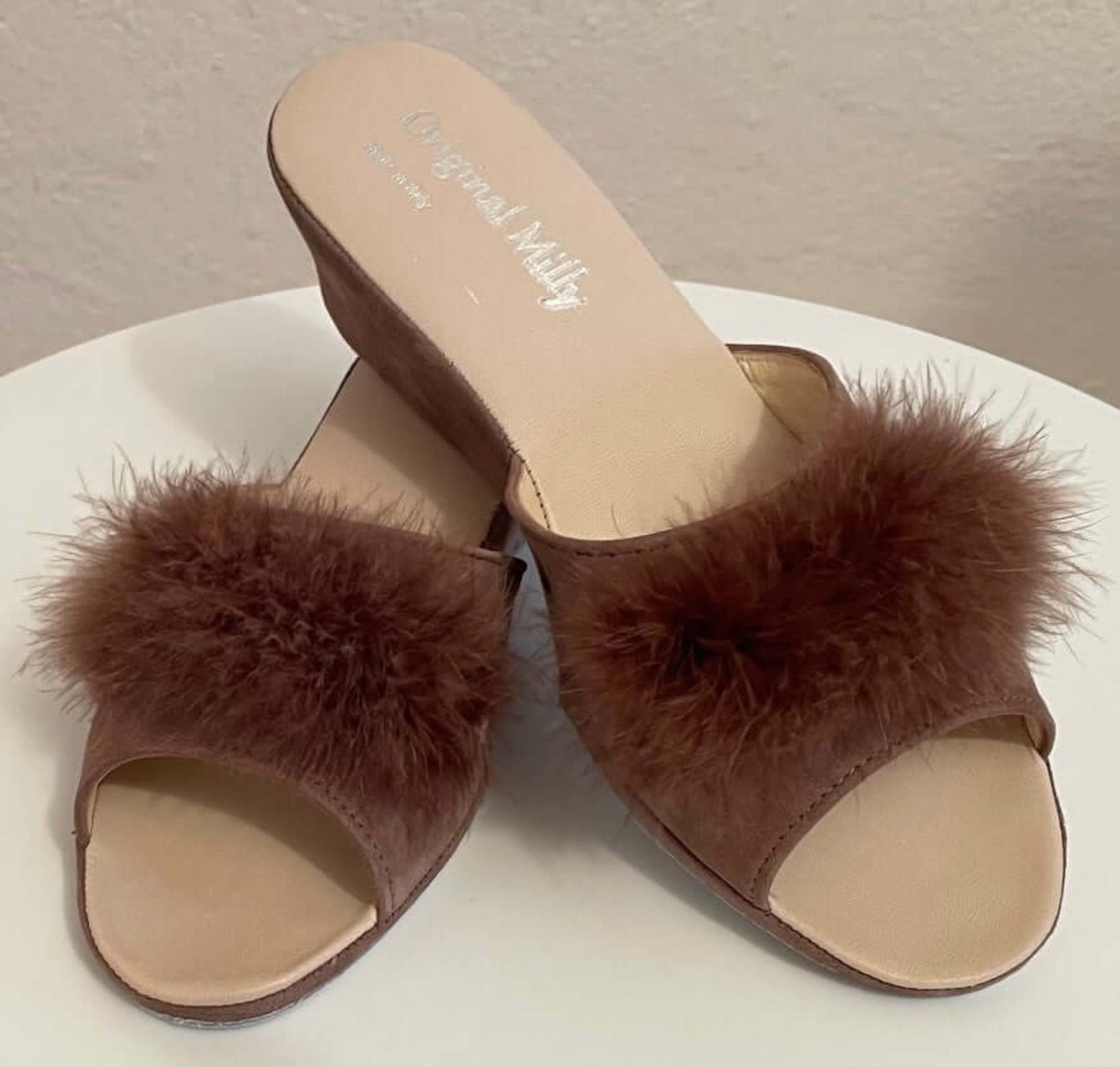 102 Camoscio Taupe con piuma suola Bufalo Ciabatte da camera Donna Original Milly Made in Italy