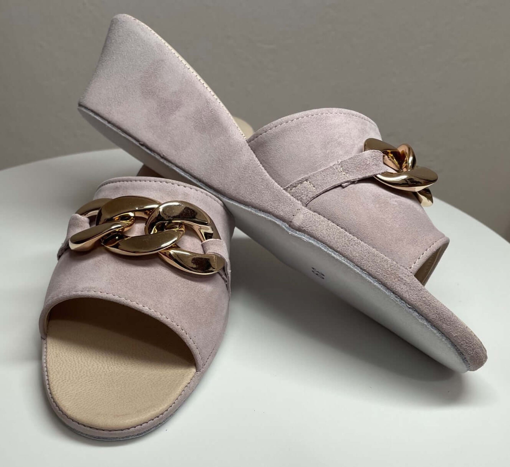 105 Camoscio Peonia con catena in Oro suola Bufalo Ciabatte da camera Donna Original Milly Made in Italy