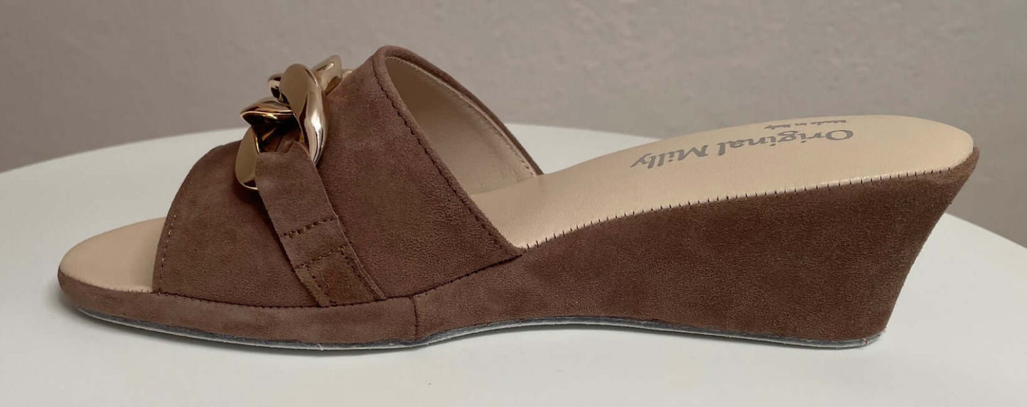 105 Camoscio Taupe con catena in Oro suola Bufalo Ciabatte da camera Donna Original Milly Made in Italy