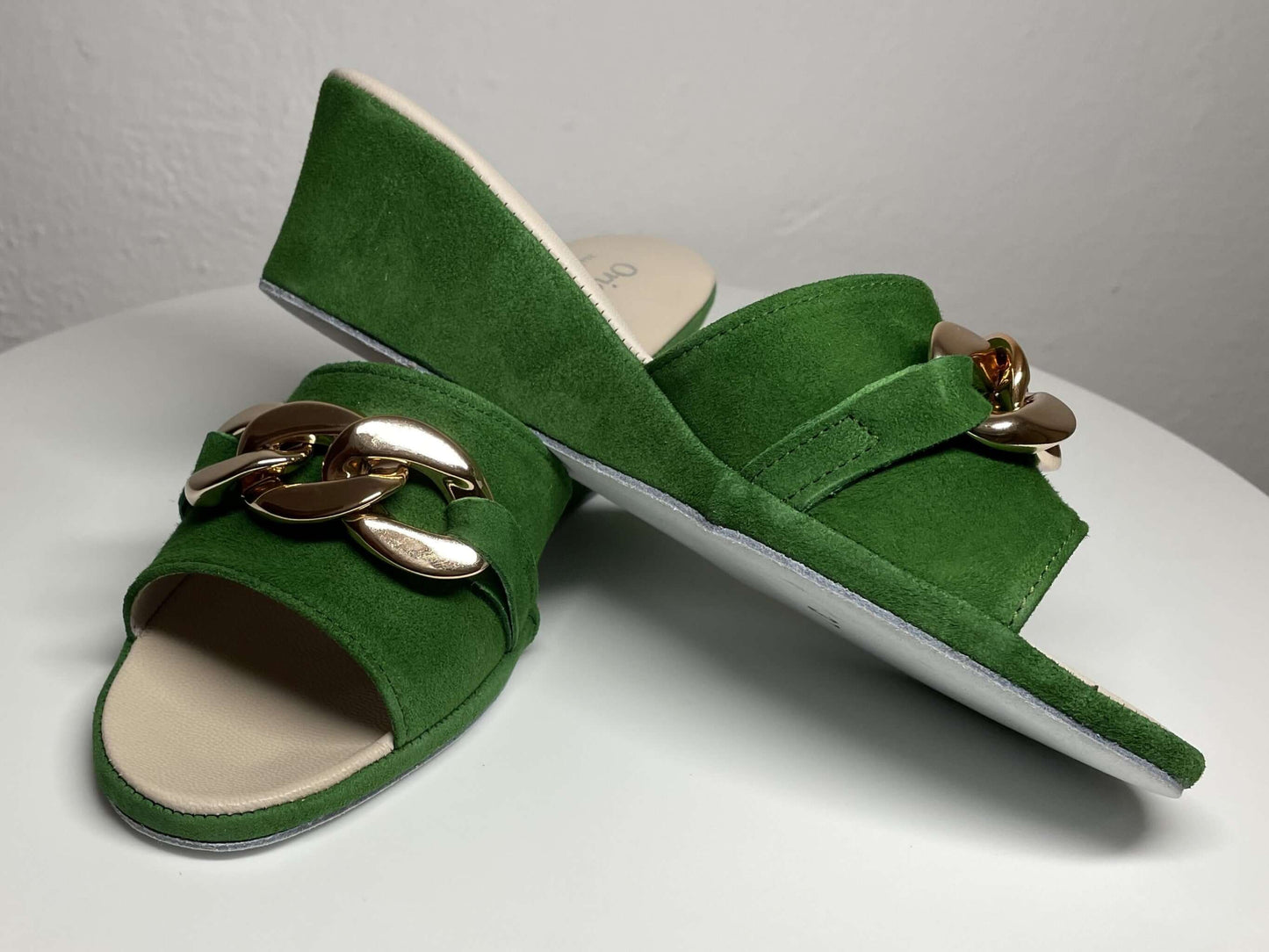 105 Camoscio Verde con catena in Oro Suola Bufalo Ciabatte da camera Donna Original Milly Made in Italy