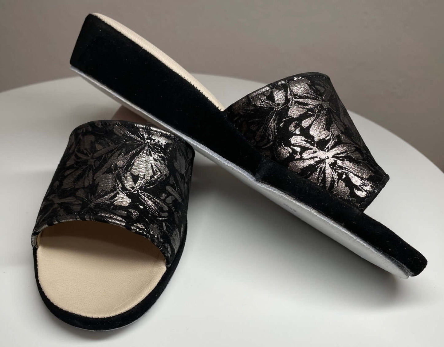 203 Camoscio Nero a Fiori suola Bufalo Ciabatte da camera Donna Original Milly Made in Italy