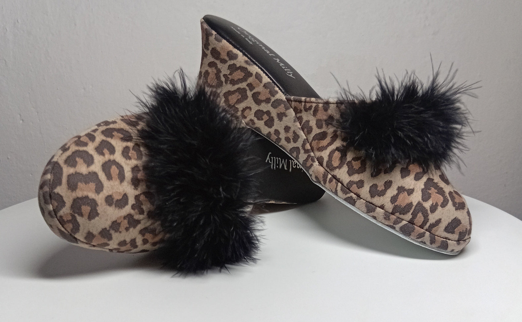 300 Camoscio Leopardo con piuma suola Bufalo Ciabatte da camera Donna Original Milly Made in Italy - Foto N 7