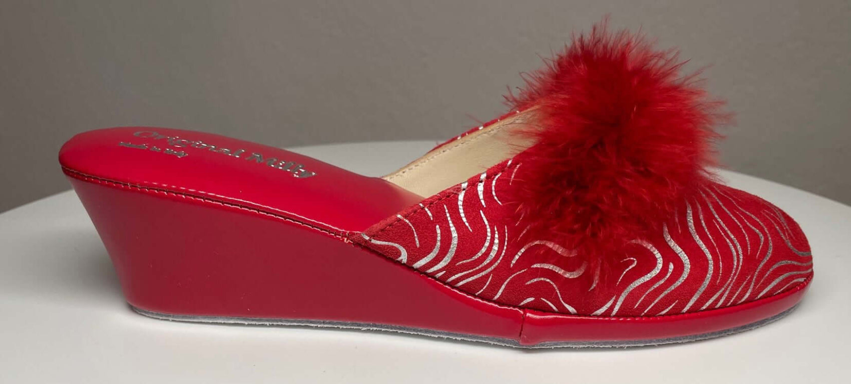 300 Camoscio Zebrato Rosso con piuma suola Bufalo Ciabatte da camera Donna Original Milly Made in Italy