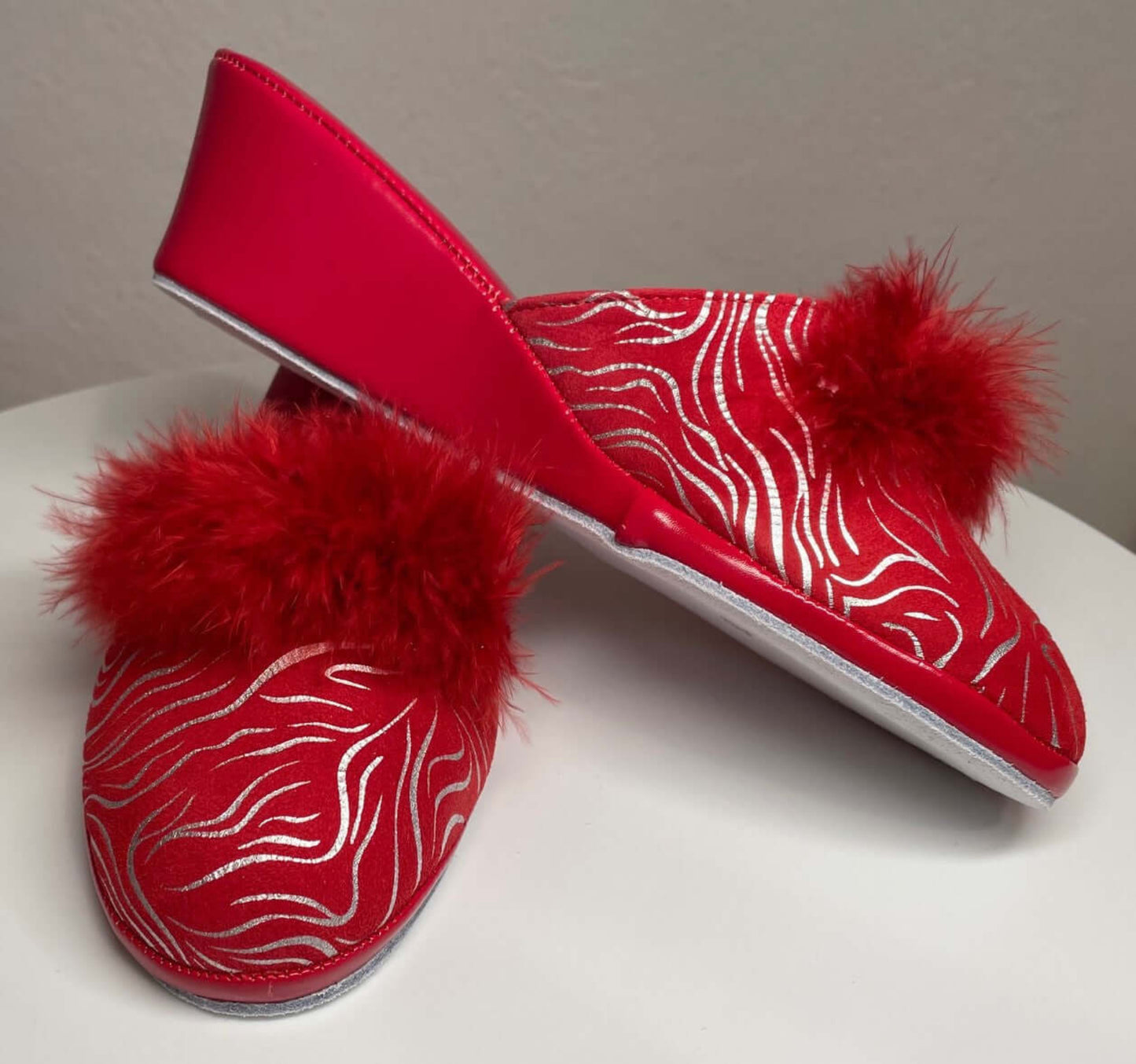 300 Camoscio Zebrato Rosso con piuma suola Bufalo Ciabatte da camera Donna Original Milly Made in Italy