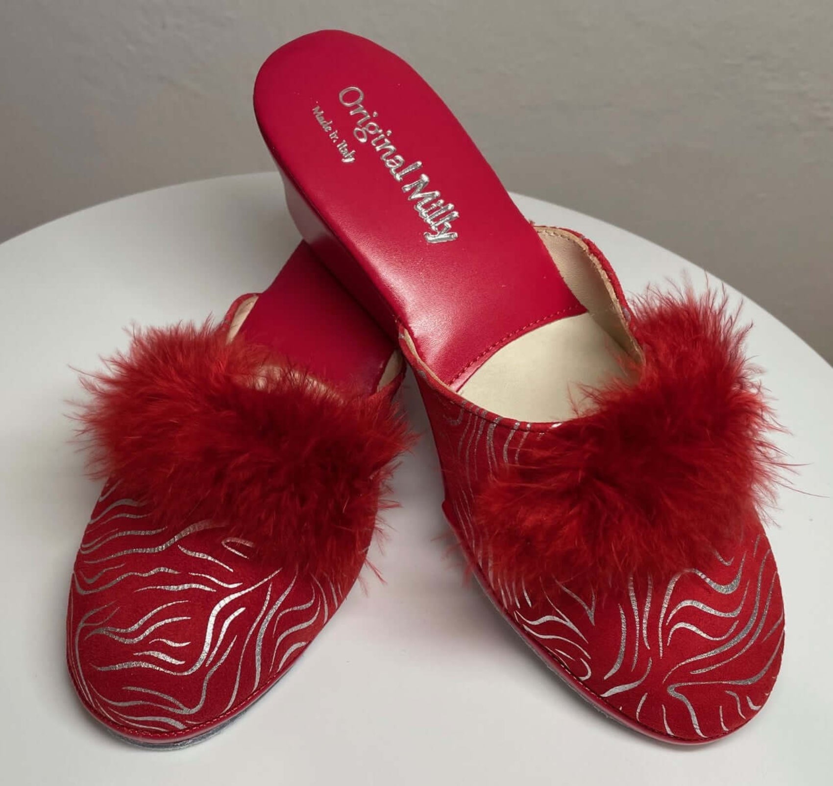 300 Camoscio Zebrato Rosso con piuma suola Bufalo Ciabatte da camera Donna Original Milly Made in Italy