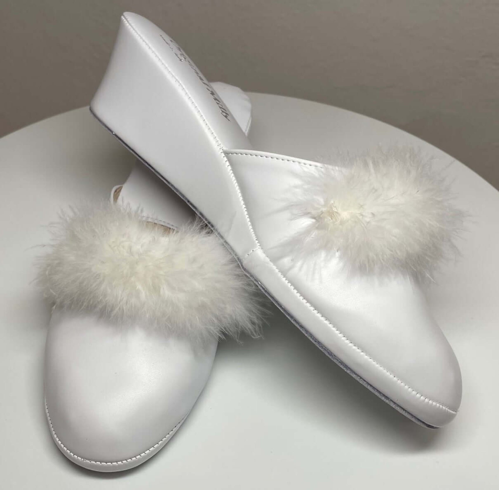 300 Ecopelle Bianco con piuma suola Bufalo Ciabatte da camera Donna Original Milly Made in Italy