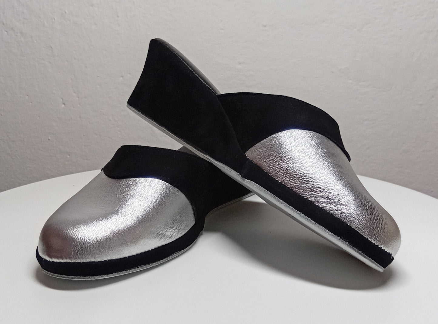 7210 Nappa e Camoscio Nero Argento Ciabatte da camera Donna artigianale Original Milly Made in Italy - Foto N 5