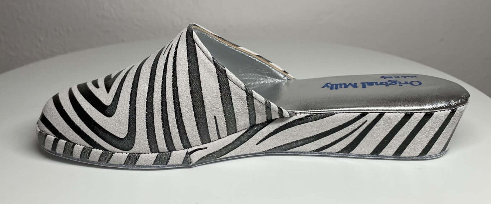 9002 Camoscio Zebrato Nero Suola Bufalo Ciabatte da camera Donna Original Milly Made in Italy