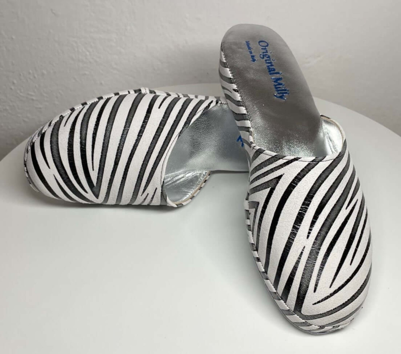 9002 Camoscio Zebrato Nero Suola Bufalo Ciabatte da camera Donna Original Milly Made in Italy